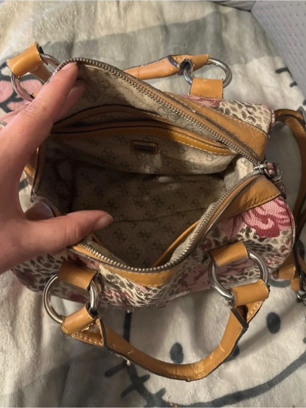 Guess satchel pink